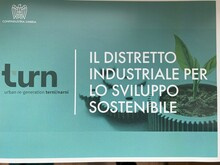Slide di presentazione del progetto Turn dedicata al distretto industriale sostenibile